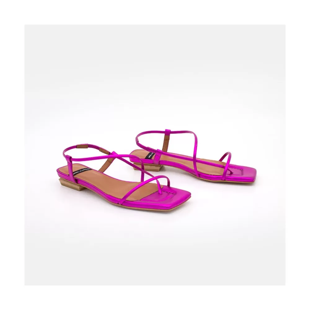 Mujer Ángel Alarcón Julie - Sandalias De Dedo Planas De Tiras Minimalistas Metalizadas