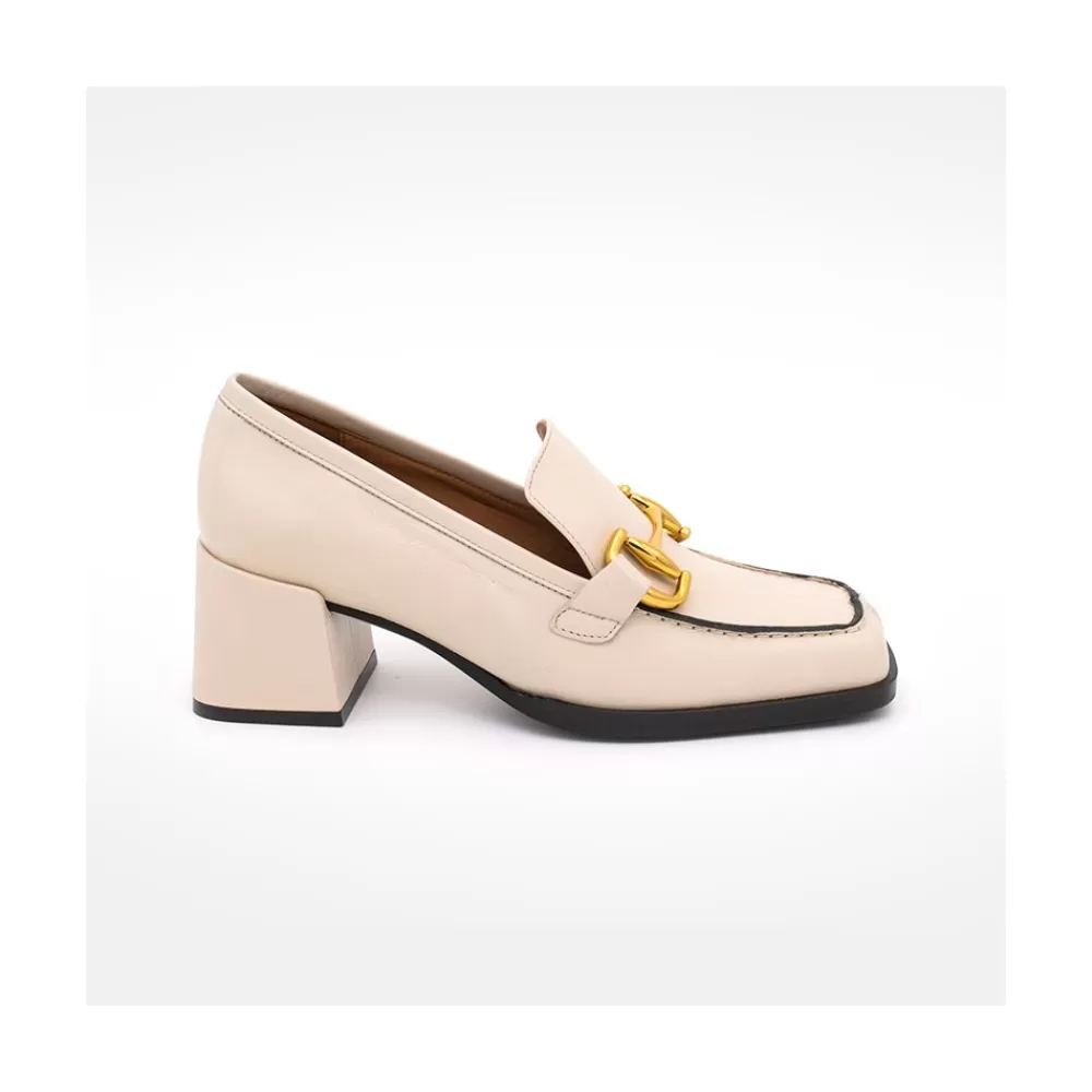 Mujer Ángel Alarcón Kiski - Mocasin De Piel Con Tacon Ancho Y Adorno Metalico
